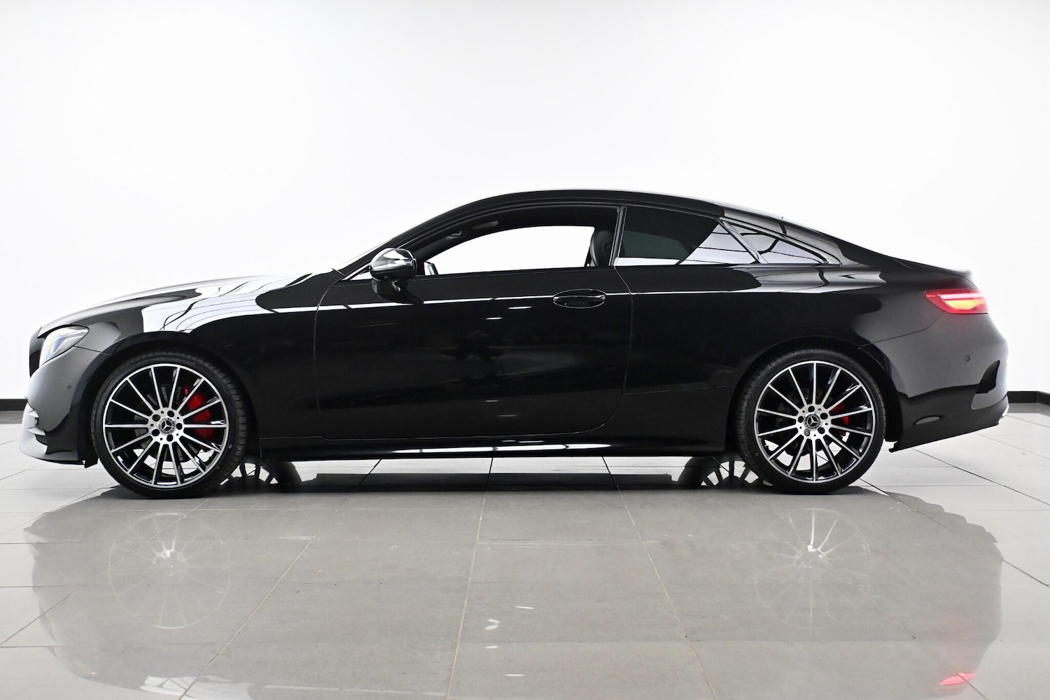 Used Mercedes-Benz E-Class 2019 for sale - 76108539: Photo 5