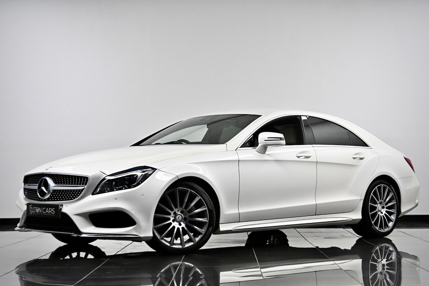 Used Mercedes-Benz CLS for sale - 77215787: Photo 2