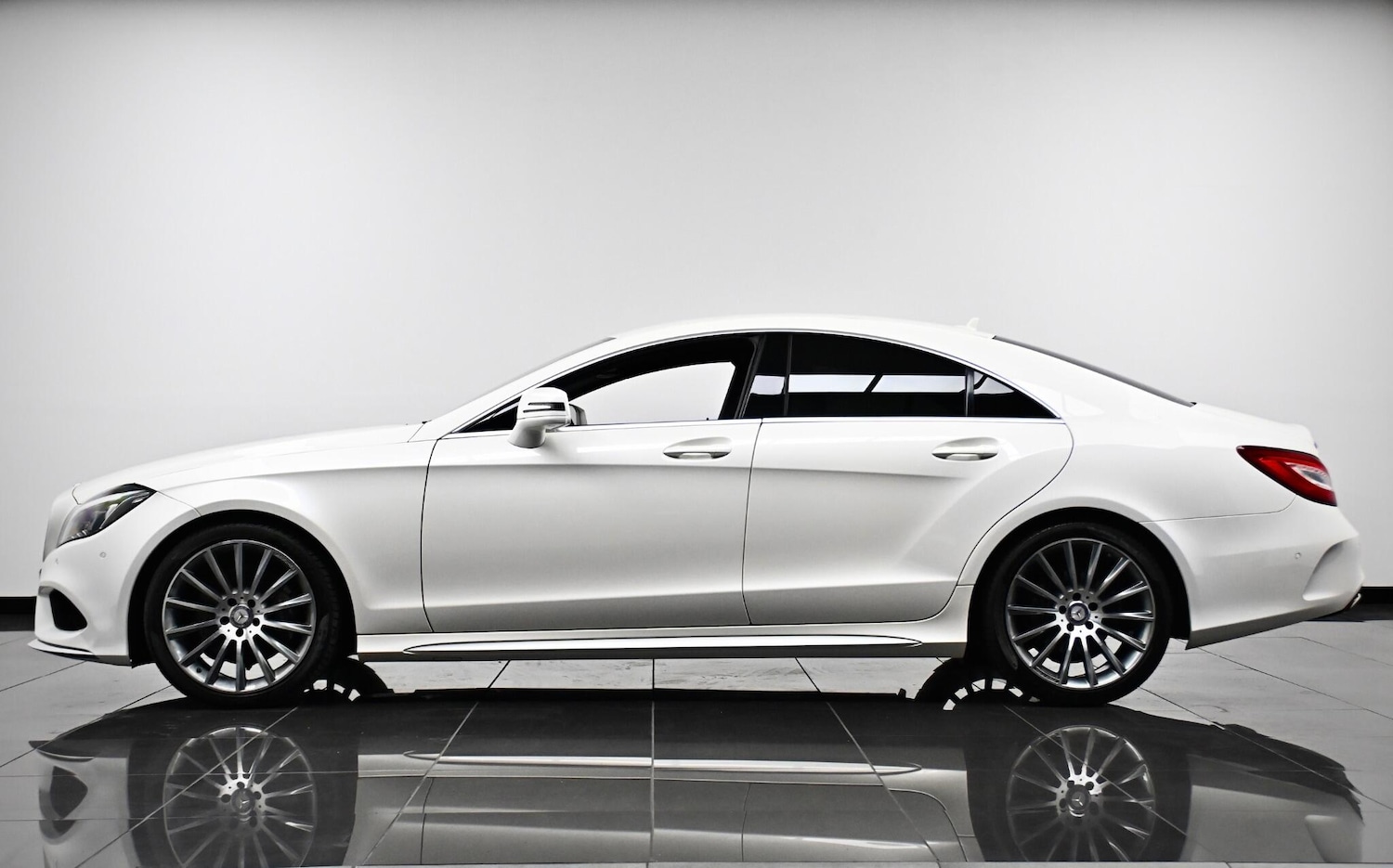 Used Mercedes-Benz CLS for sale - 77215787: Photo 5