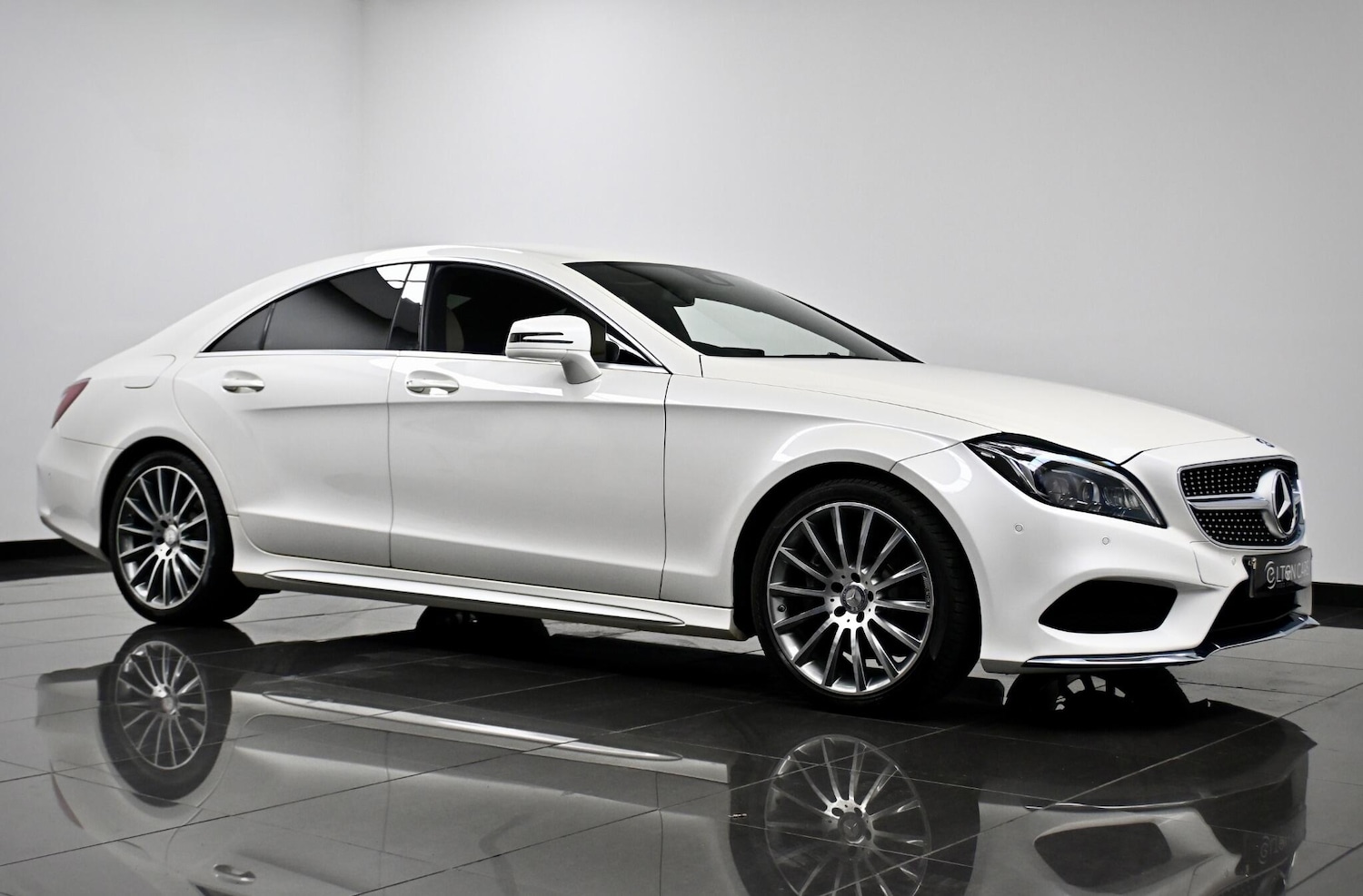 Used Mercedes-Benz CLS for sale - 77215787: Photo 8