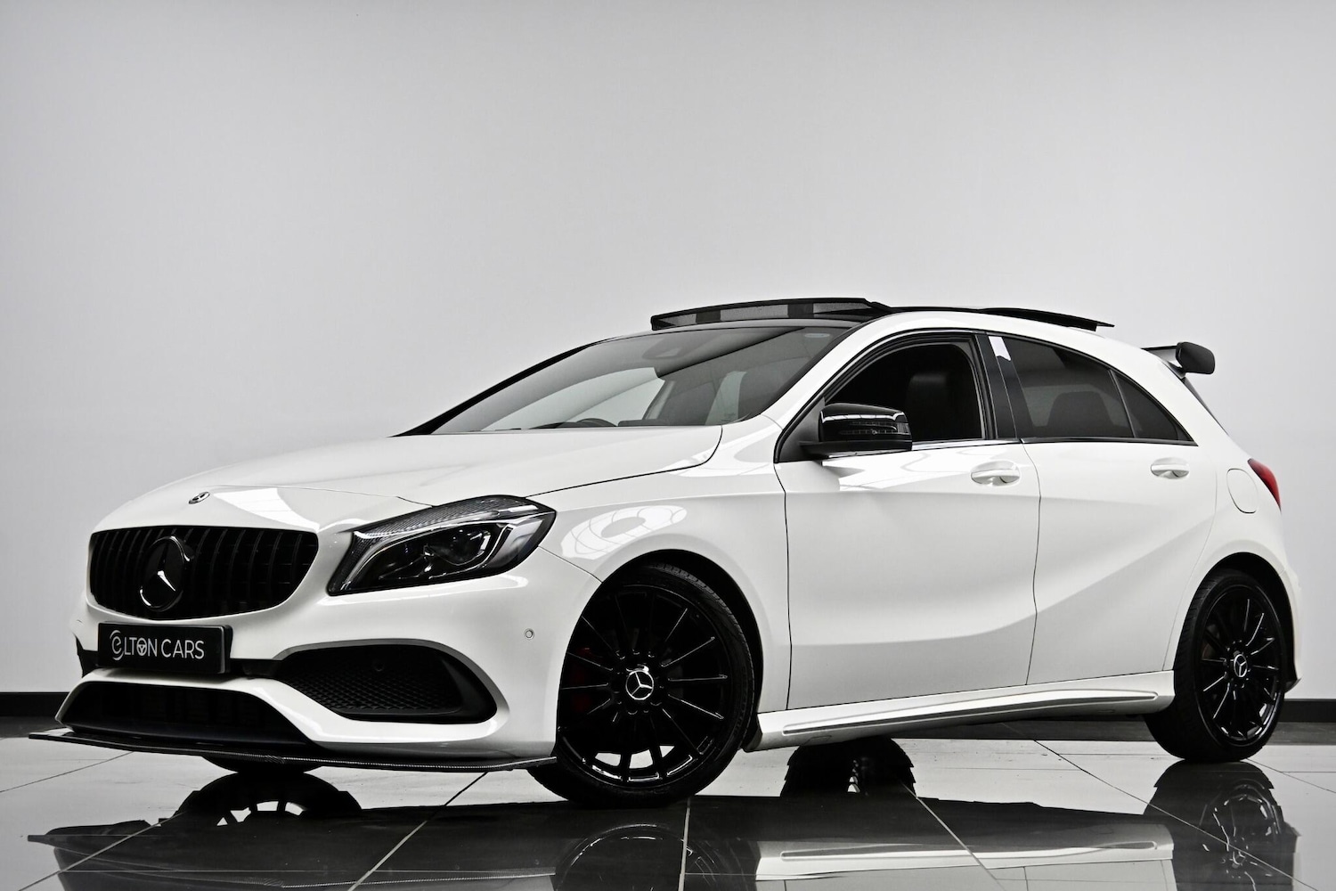 Used Mercedes-Benz A-Class 2018 for sale - 78203783: Photo 2