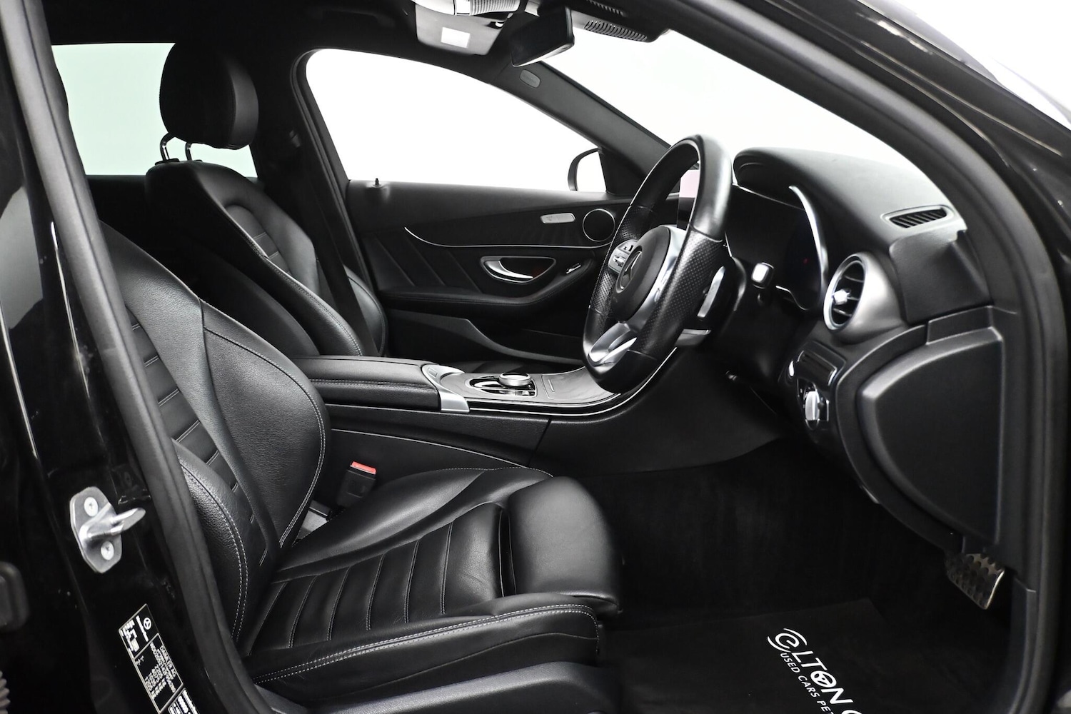 Used Mercedes-Benz C Class 2019 for sale - 77977954: Photo 14