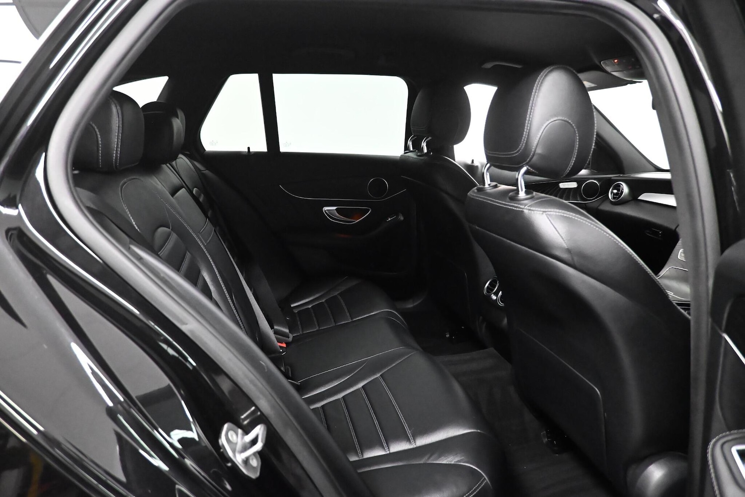 Used Mercedes-Benz C Class 2019 for sale - 77977954: Photo 15