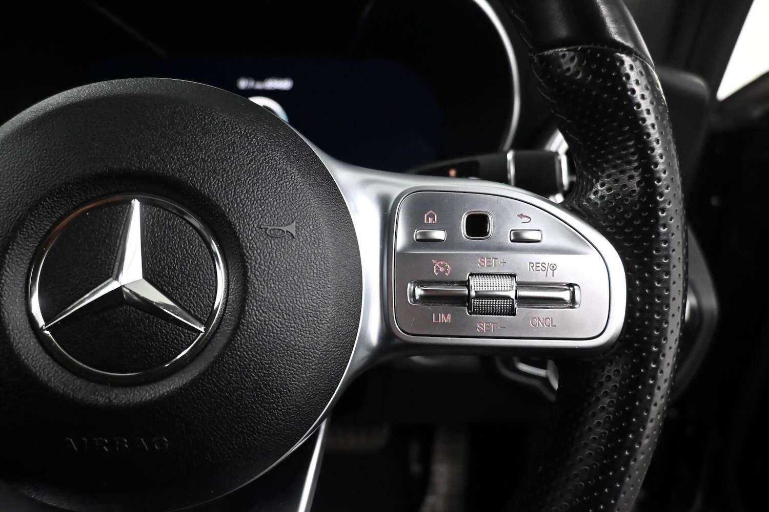 Used Mercedes-Benz C Class 2019 for sale - 77977954: Photo 19