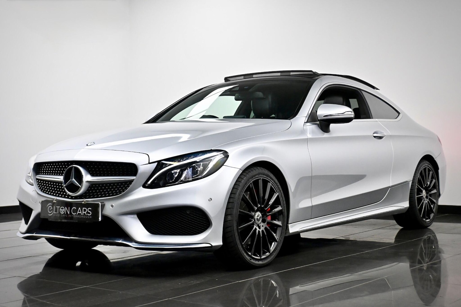 Used Mercedes-Benz C Class 2017 for sale - 77254843: Photo 2