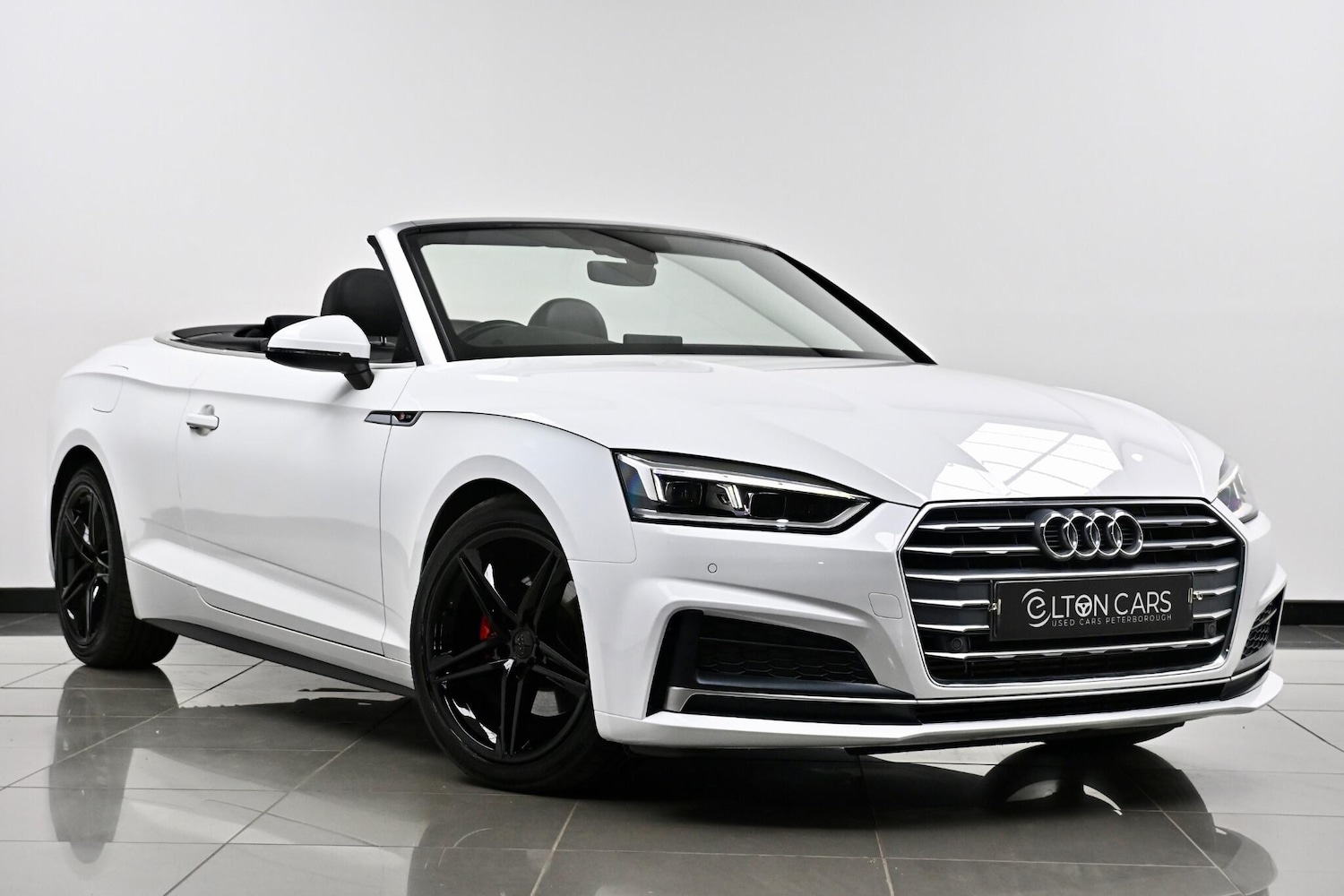 Used Audi A5 Cabriolet 2018 for sale - 76109146: Photo 1
