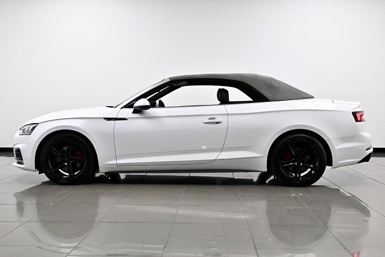 Used Audi A5 Cabriolet 2018 for sale - 76109146: Photo 24