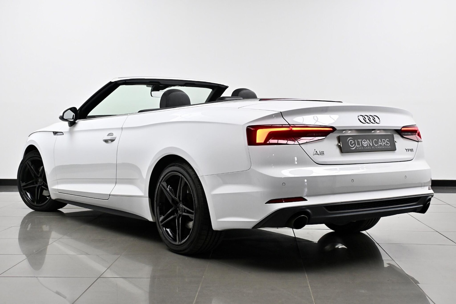 Used Audi A5 Cabriolet 2018 for sale - 76109146: Photo 7
