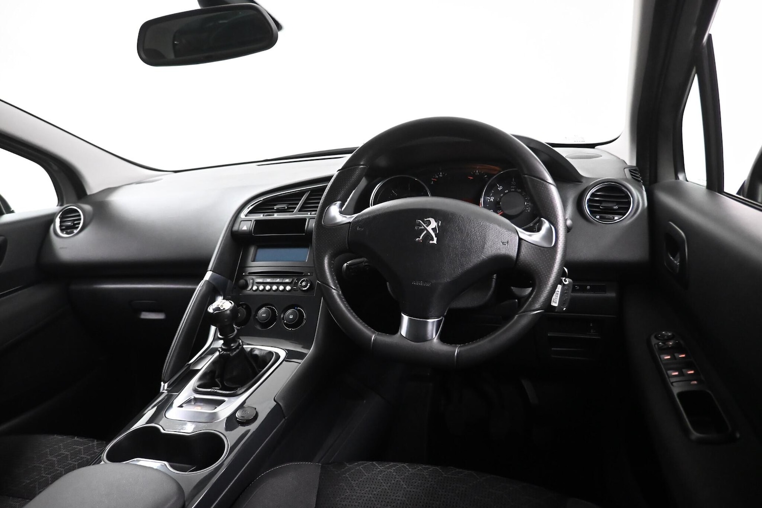 Used Peugeot 3008 2016 for sale - 77279909: Photo 18