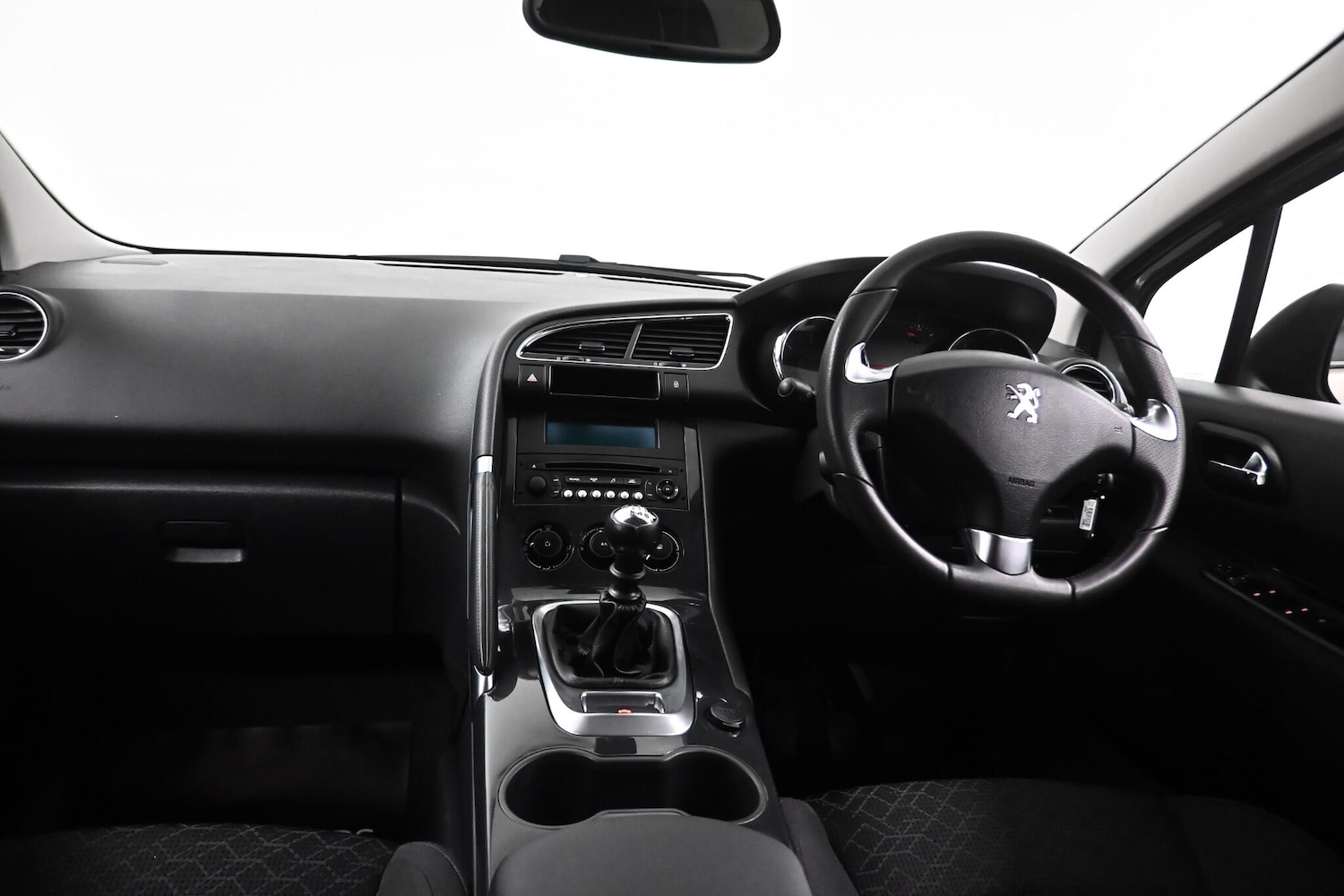 Used Peugeot 3008 2016 for sale - 77279909: Photo 19