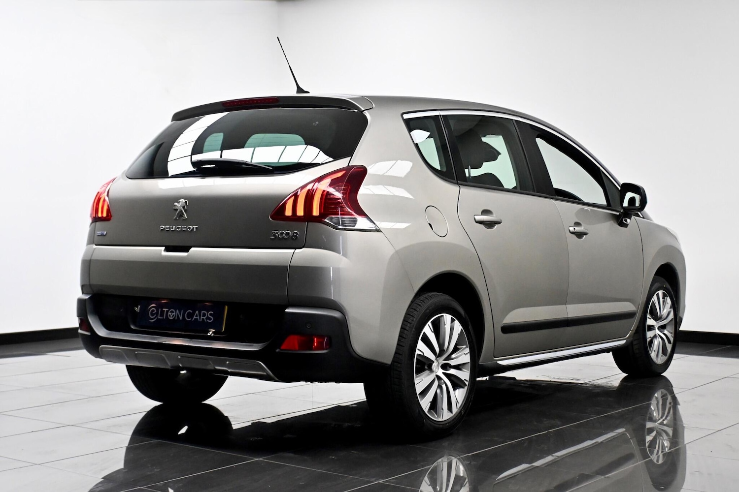 Used Peugeot 3008 2016 for sale - 77279909: Photo 24