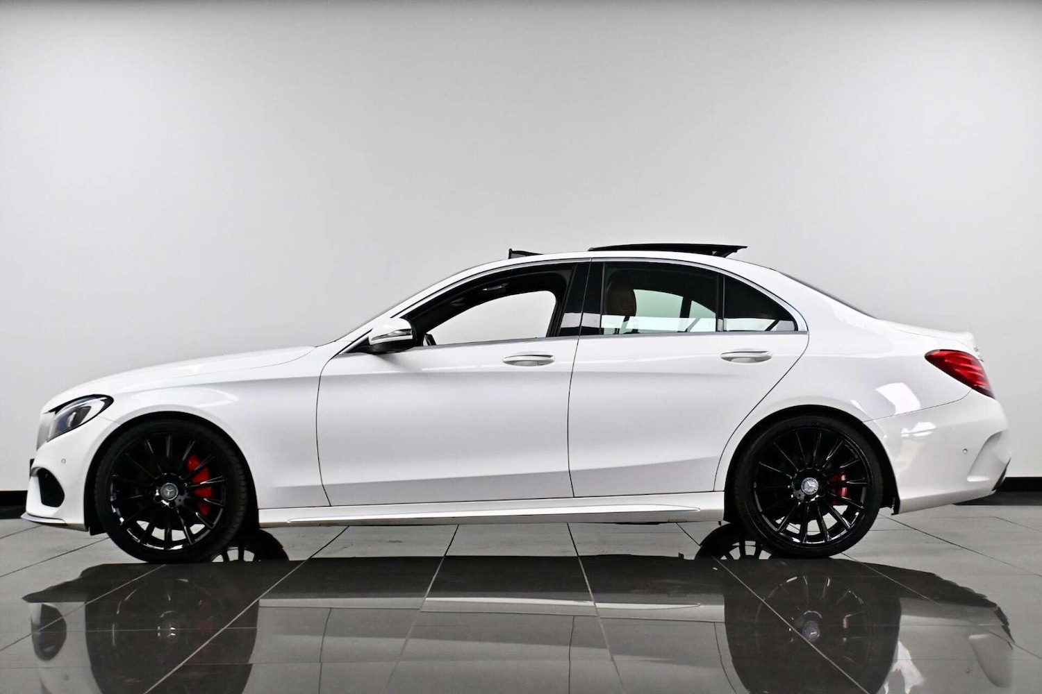 Used Mercedes-Benz C Class 2016 for sale - 77774478: Photo 5