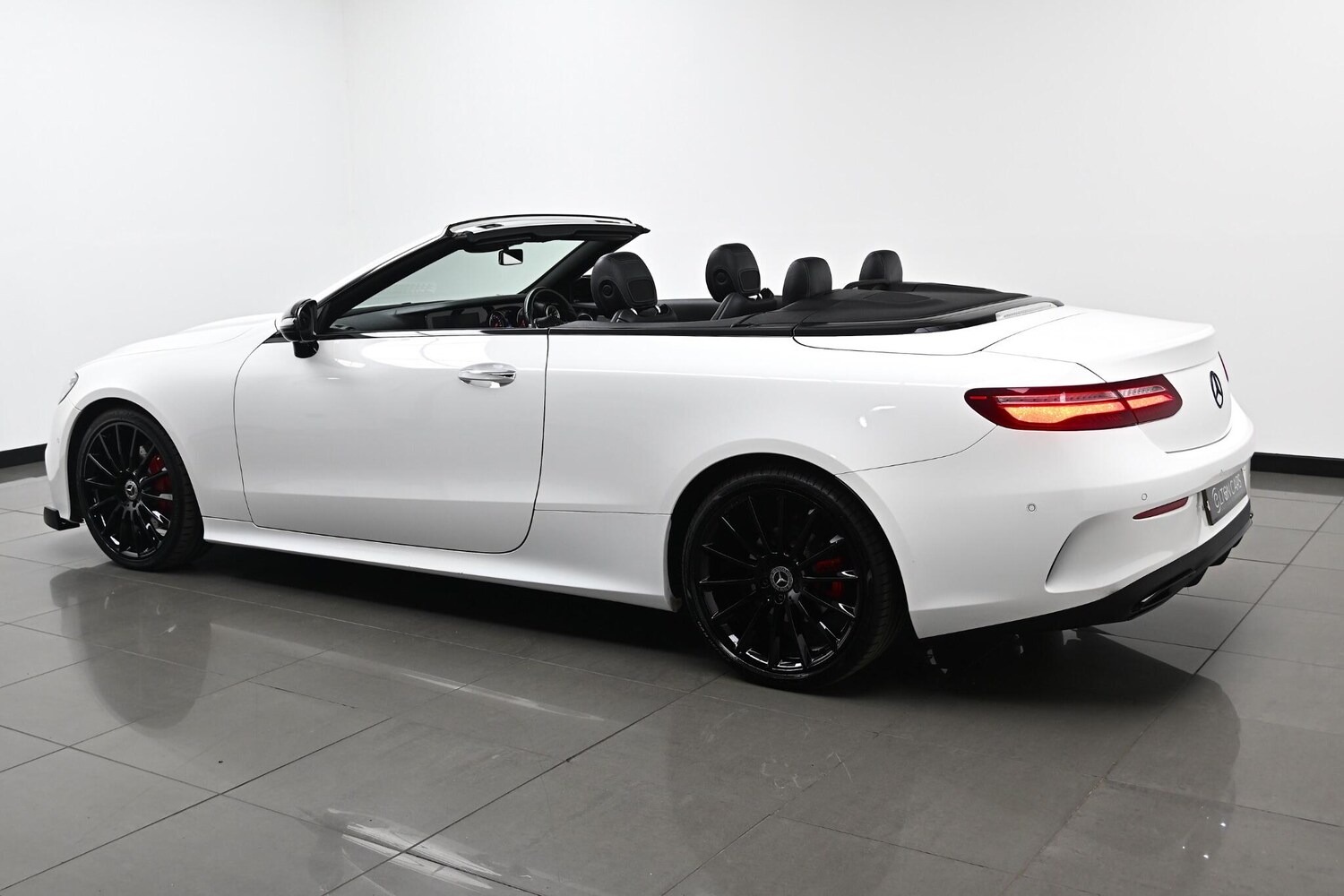 Used Mercedes-Benz E-Class 2018 for sale - 76059652: Photo 32