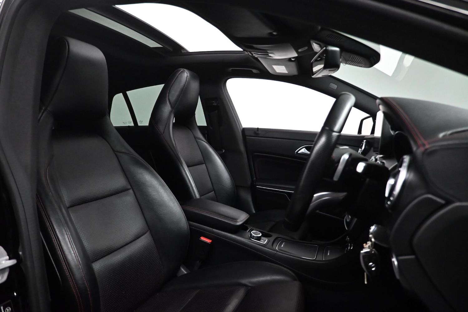 Used Mercedes-Benz CLA 2016 for sale - 77163434: Photo 12