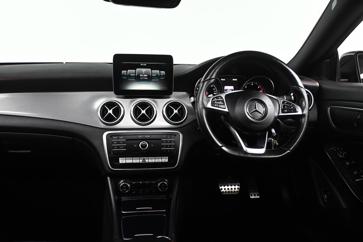 Used Mercedes-Benz CLA 2016 for sale - 77163434: Photo 26