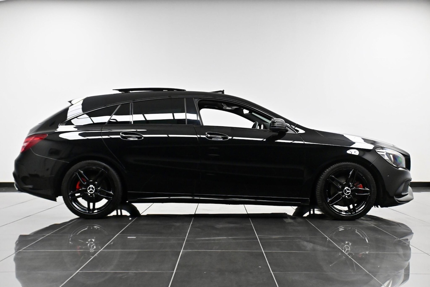 Used Mercedes-Benz CLA 2016 for sale - 77163434: Photo 4