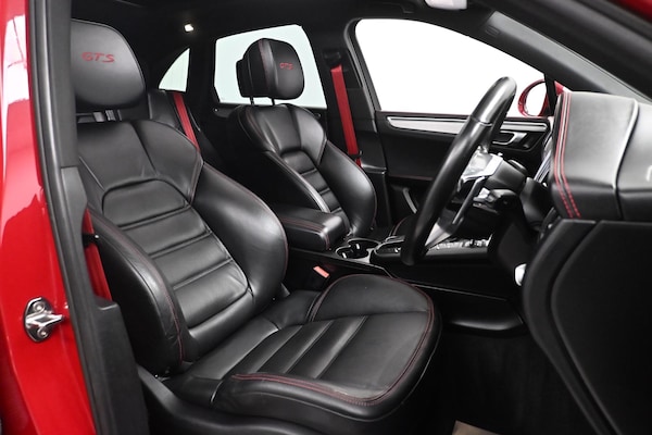 Used Porsche Macan 2016 for sale - 76247115: Photo 29