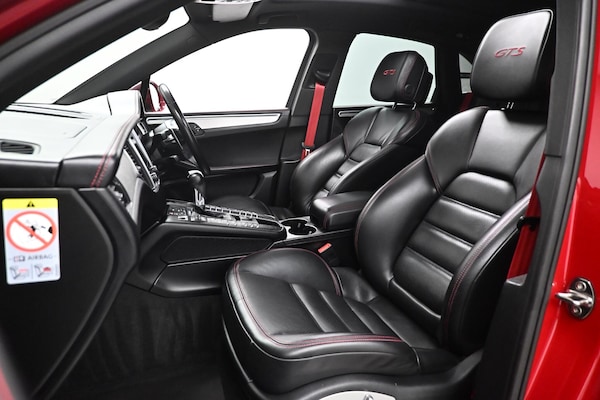 Used Porsche Macan 2016 for sale - 76247115: Photo 30