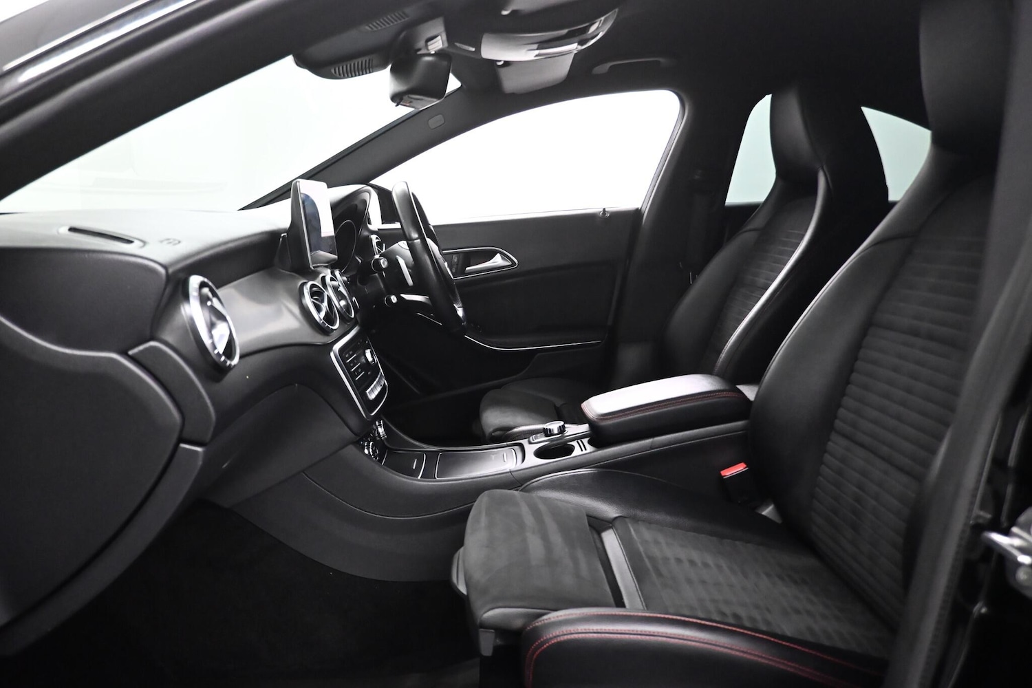 Used Mercedes-Benz CLA for sale - 77704686: Photo 12