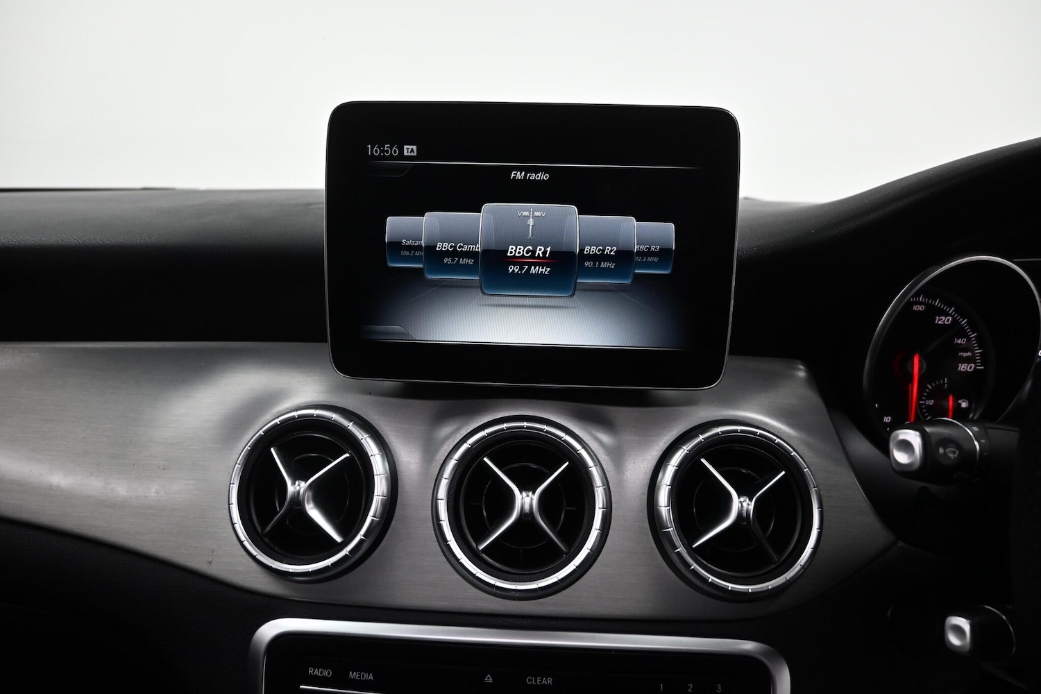 Used Mercedes-Benz CLA 2019 for sale - 76585221: Photo 17