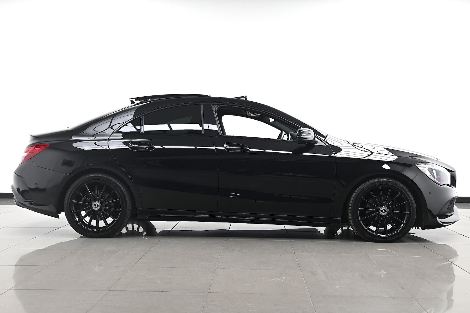 Used Mercedes-Benz CLA 2019 for sale - 76585221: Photo 4