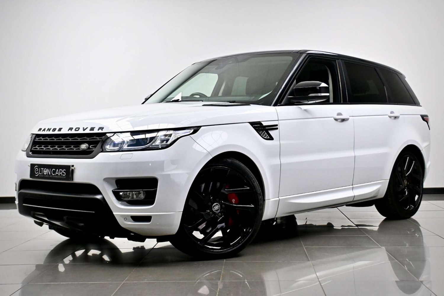 Used Land Rover Range Rover Sport 2017 for sale - 77729099: Photo 2