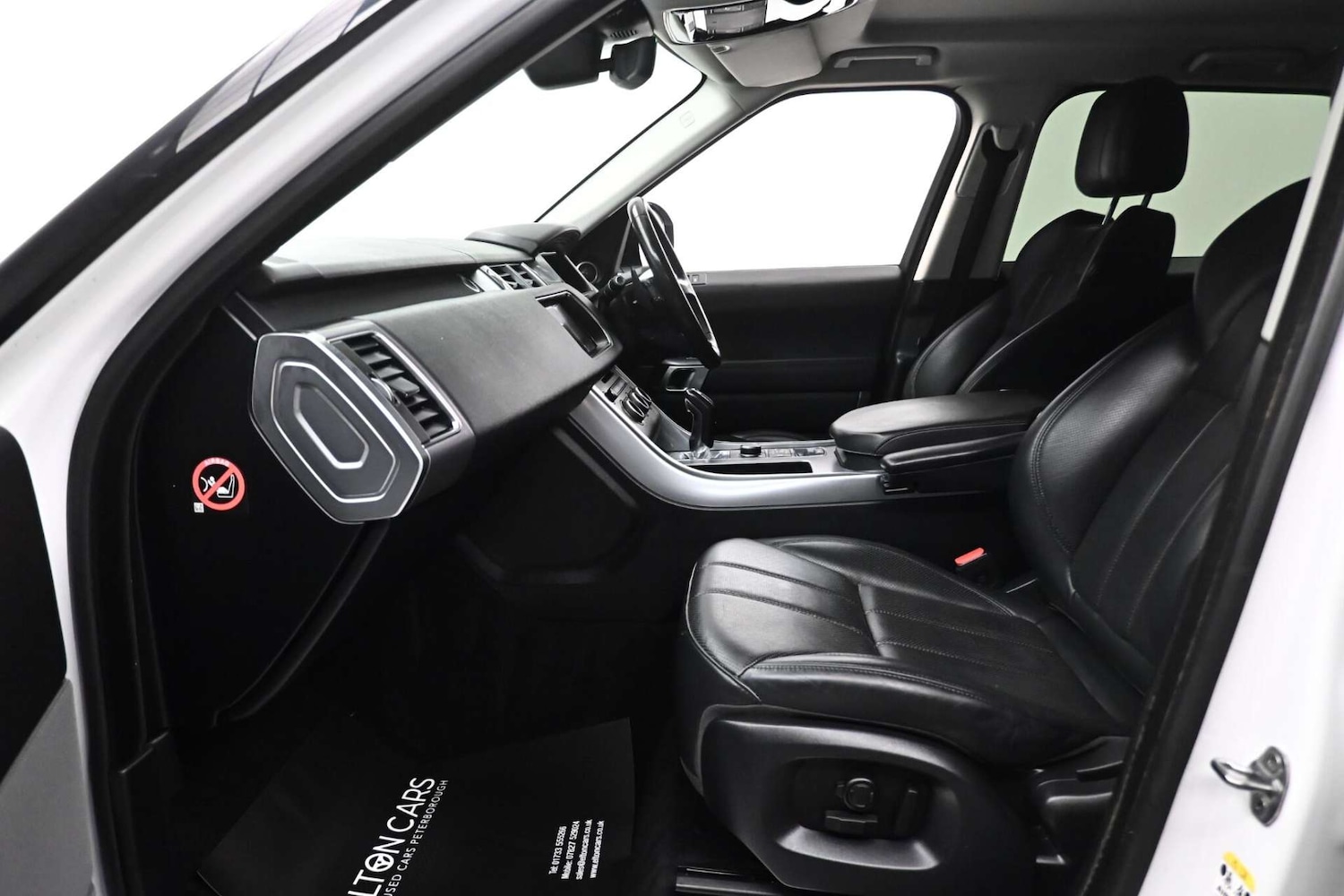 Used Land Rover Range Rover Sport 2017 for sale - 77729099: Photo 9