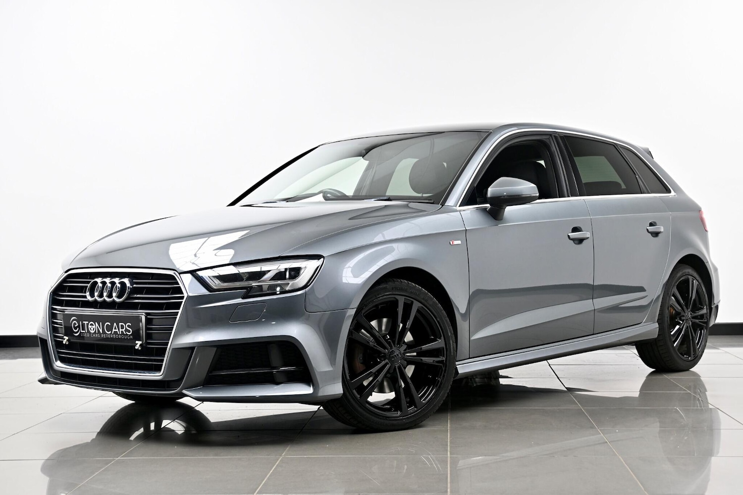 Used Audi A3 2019 for sale - 76327147: Photo 2
