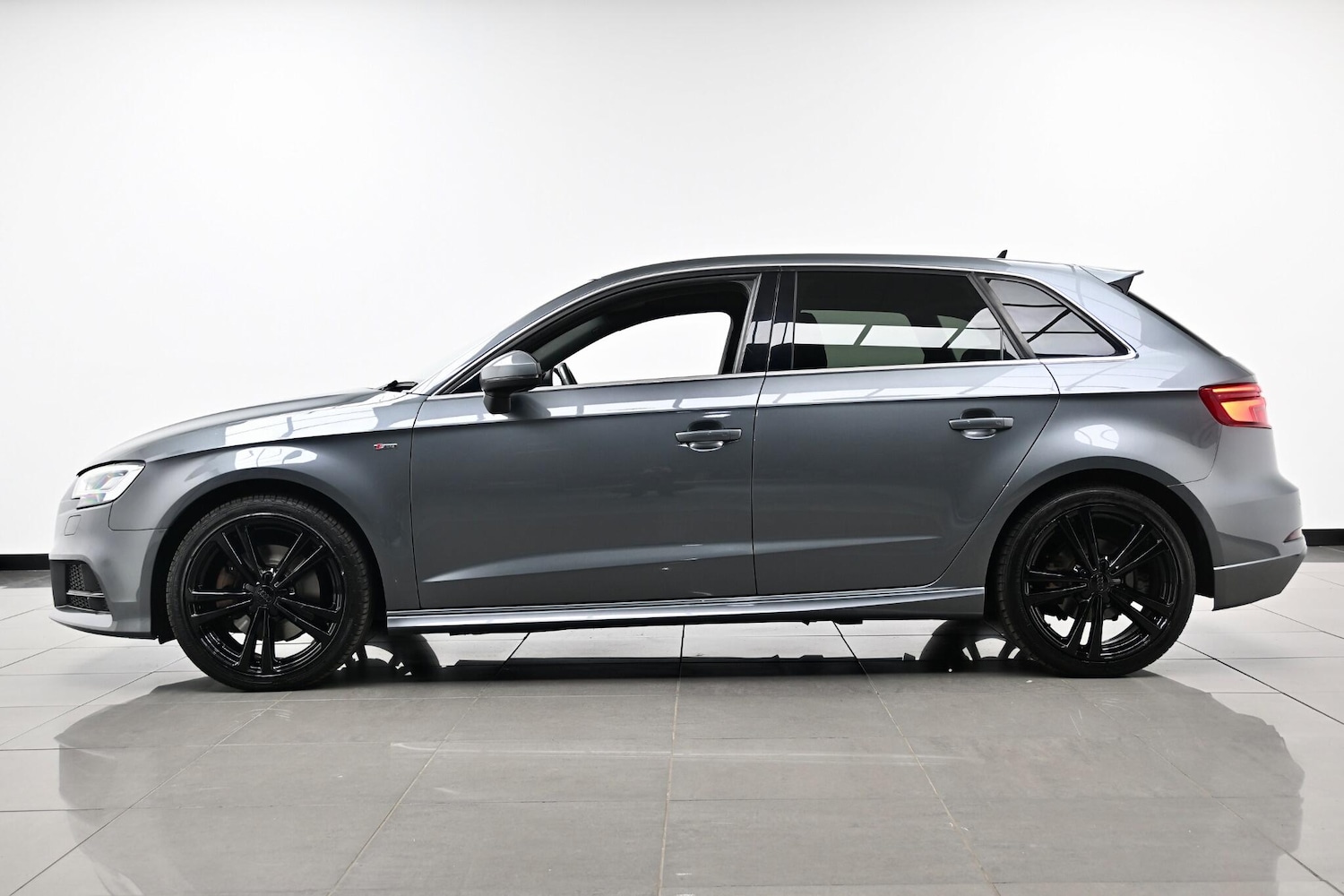Used Audi A3 2019 for sale - 76327147: Photo 5
