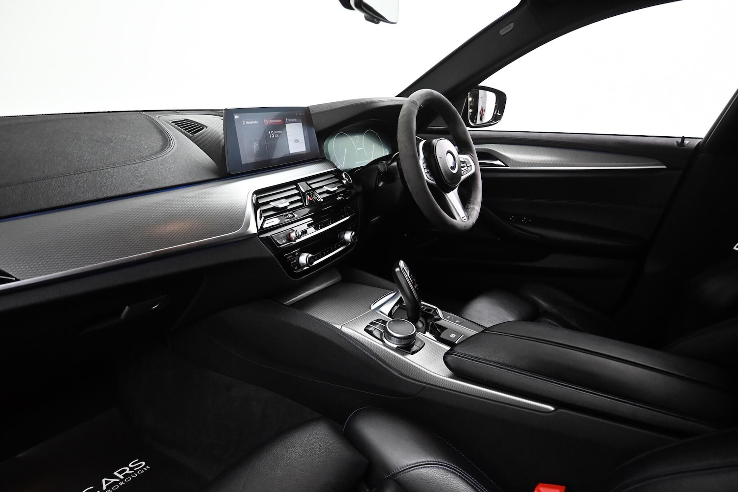 Used BMW 5 Series 2018 for sale - 76953439: Photo 31