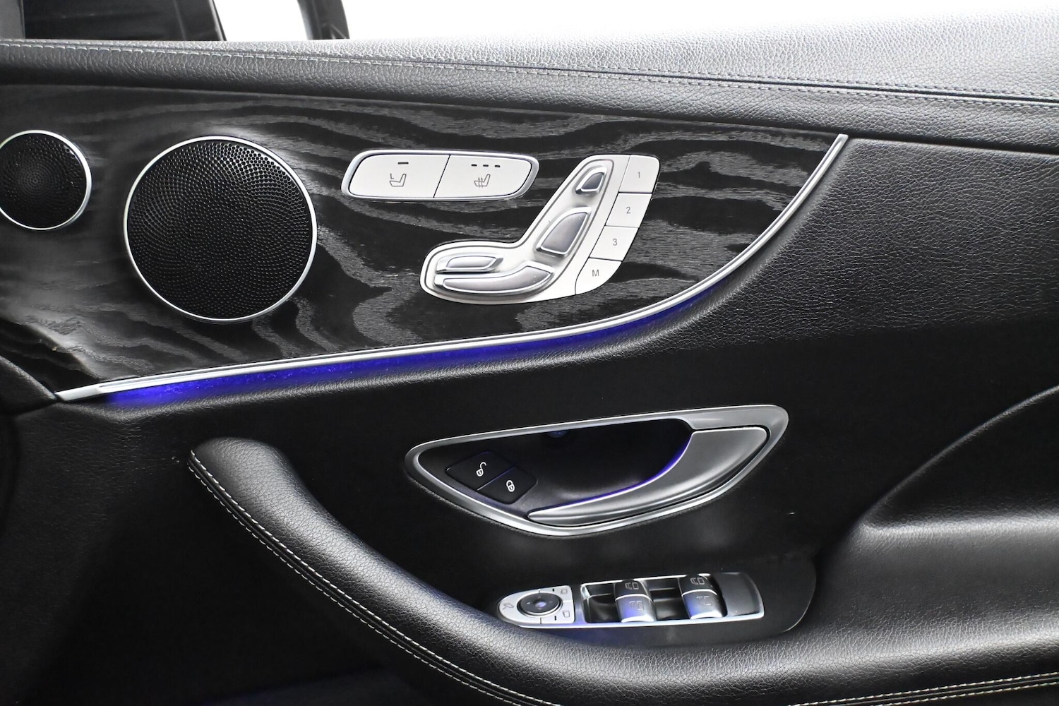 Used Mercedes-Benz E Class 2017 for sale - 78085871: Photo 25