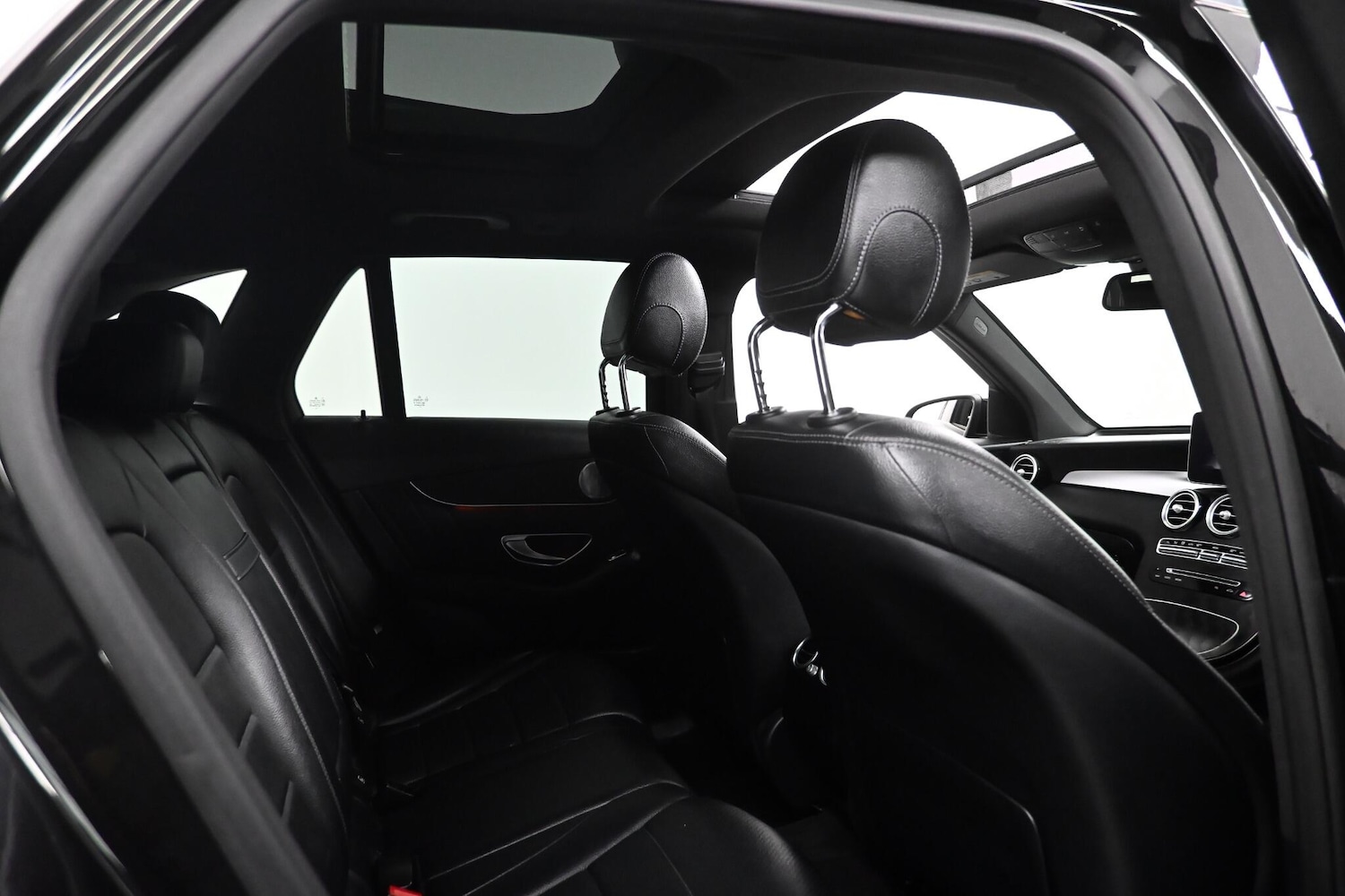 Used Mercedes-Benz GLC 2016 for sale - 76189372: Photo 15