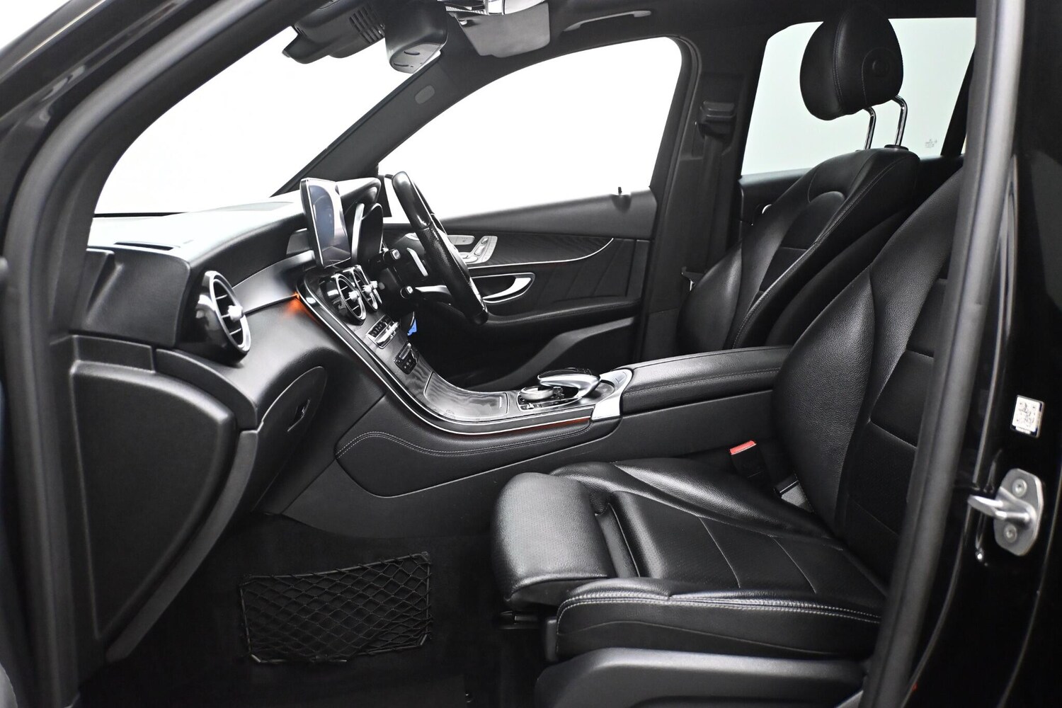 Used Mercedes-Benz GLC 2016 for sale - 76189372: Photo 28