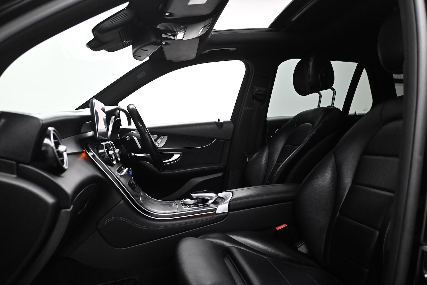 Used Mercedes-Benz GLC 2016 for sale - 76189372: Photo 29