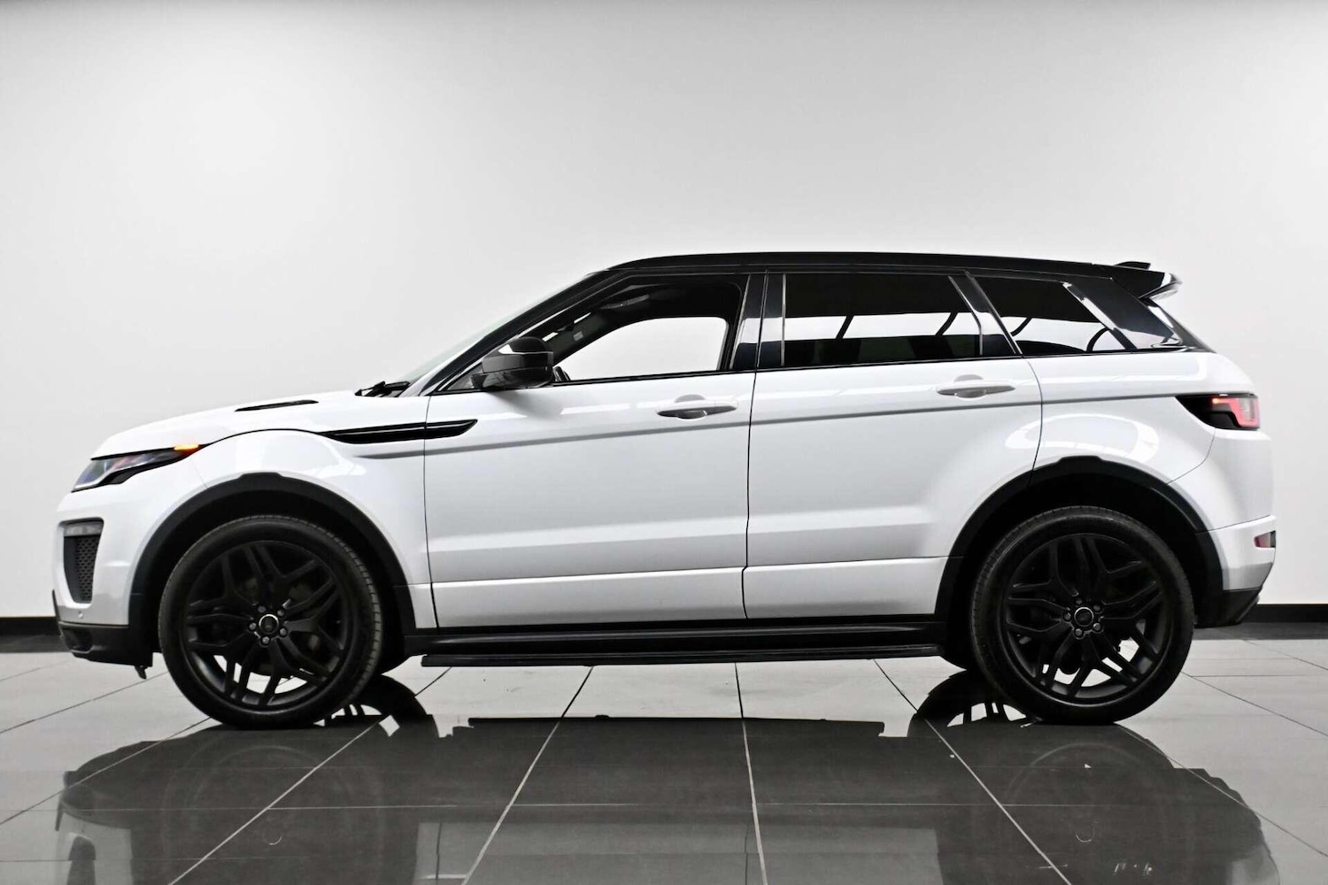 Used Land Rover Range Rover Evoque 2018 for sale - 77774453: Photo 5