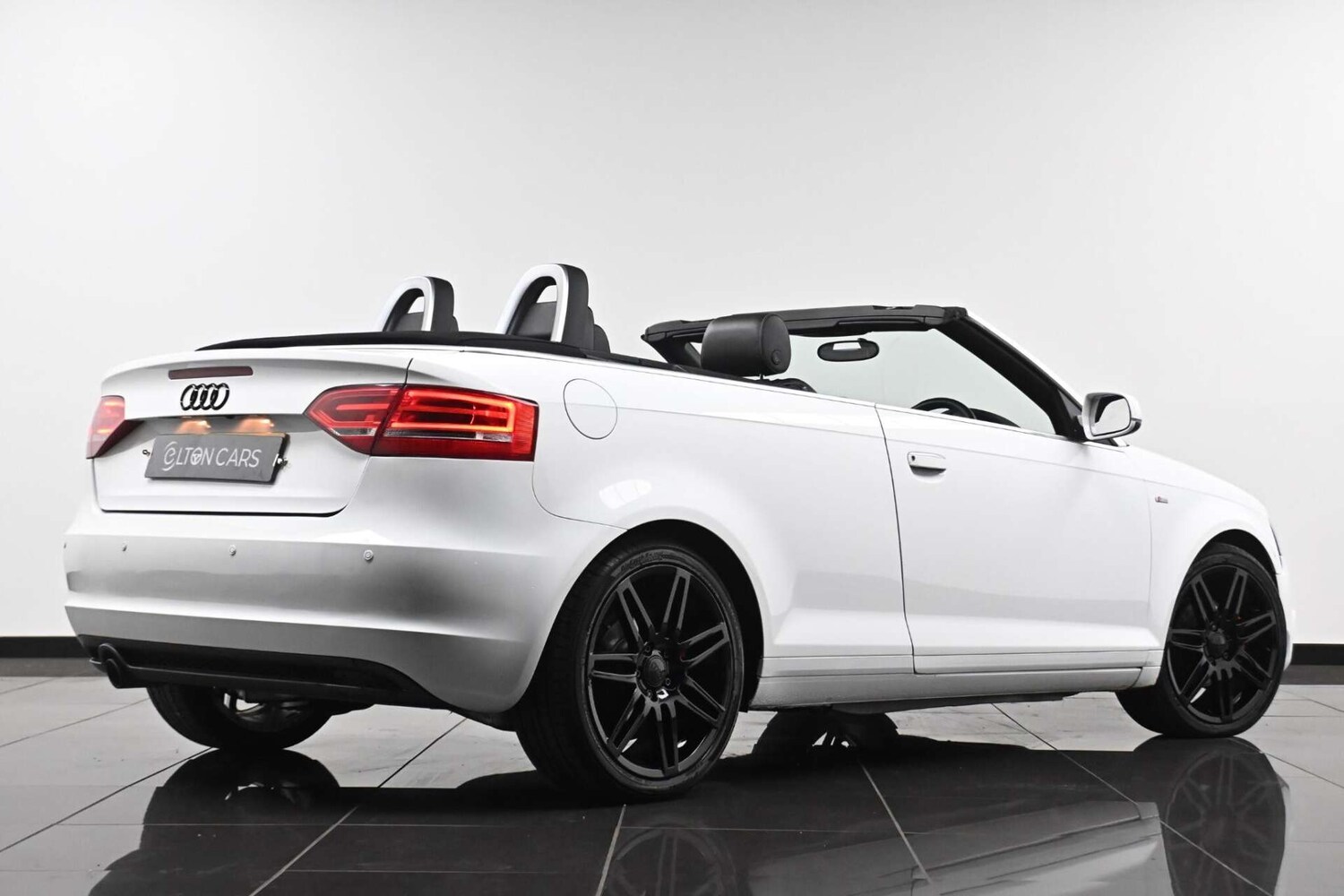 Used Audi A3 Cabriolet 2011 for sale - 77729052: Photo 26