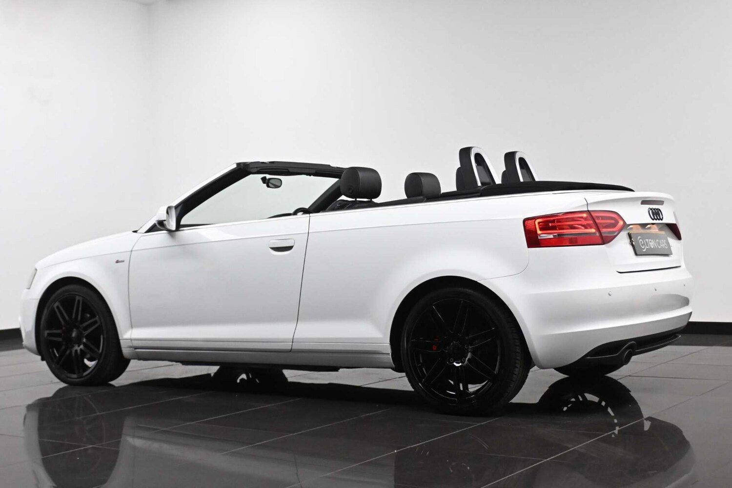 Used Audi A3 Cabriolet 2011 for sale - 77729052: Photo 28