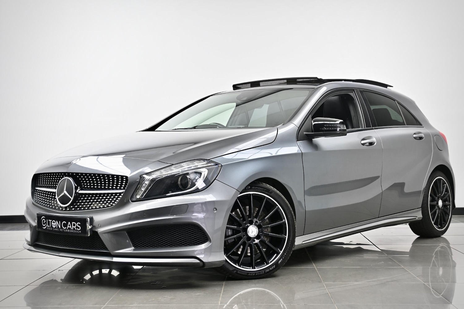 Used Mercedes-Benz A-Class 2015 for sale - 76850167: Photo 2