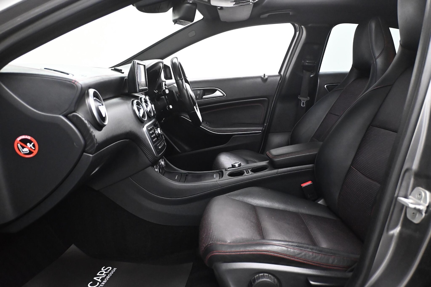 Used Mercedes-Benz A-Class 2015 for sale - 76850167: Photo 24