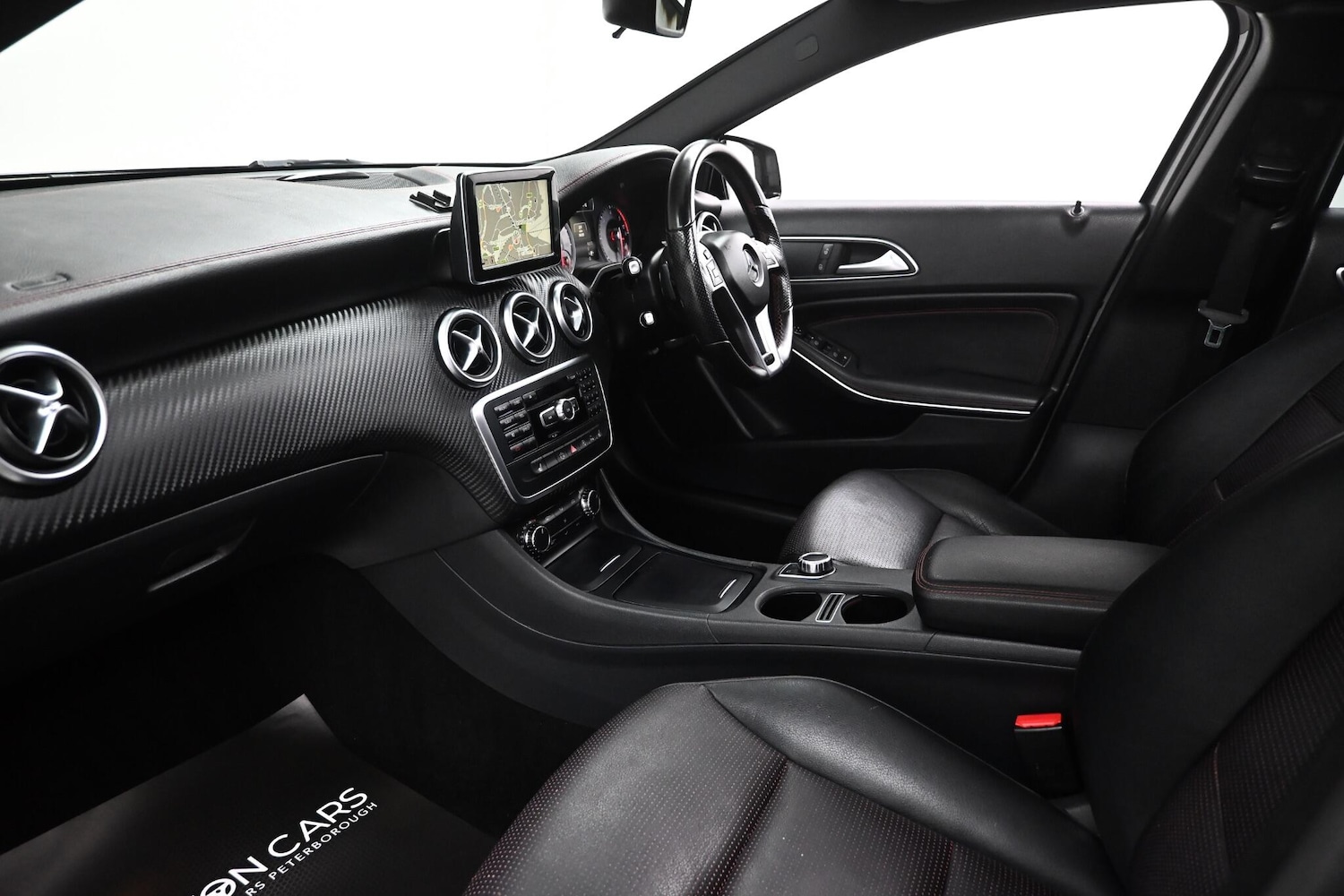 Used Mercedes-Benz A-Class 2015 for sale - 76850167: Photo 25