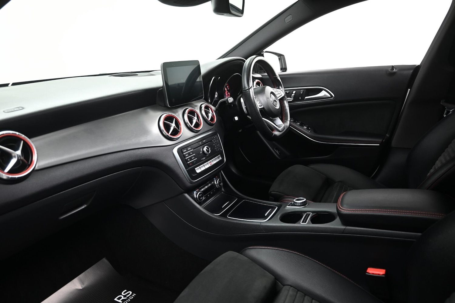 Used Mercedes-Benz CLA 2019 for sale - 76765515: Photo 28