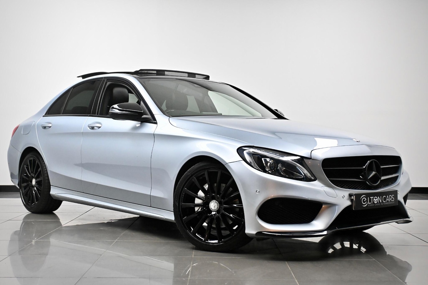 Used Mercedes-Benz C Class 2016 for sale - 76752999: Photo 1