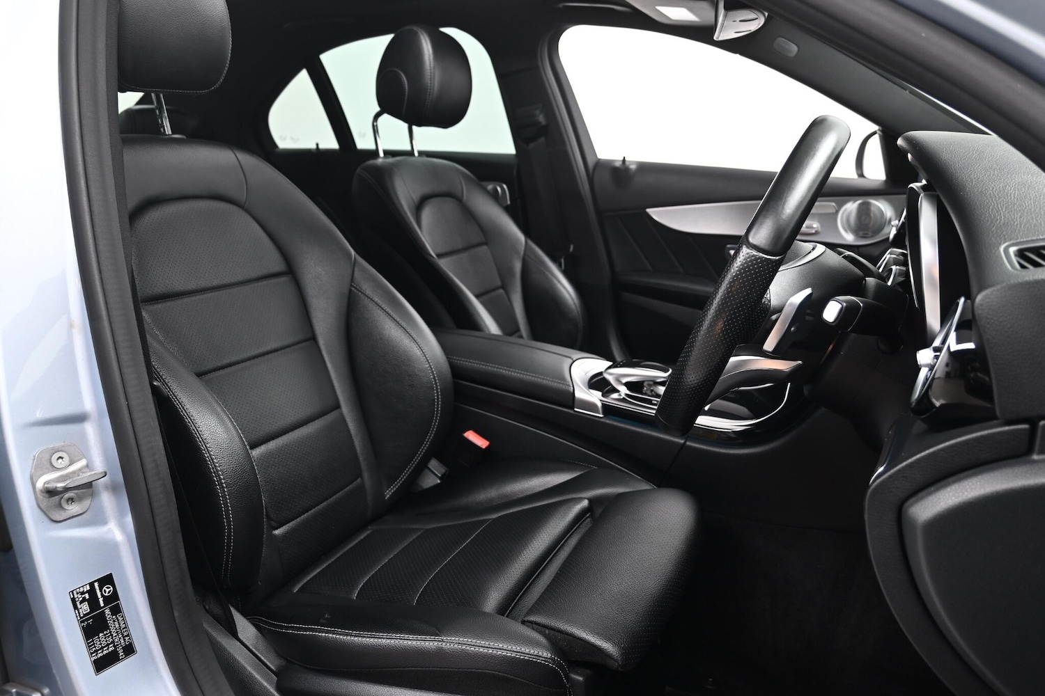 Used Mercedes-Benz C Class 2016 for sale - 76752999: Photo 11