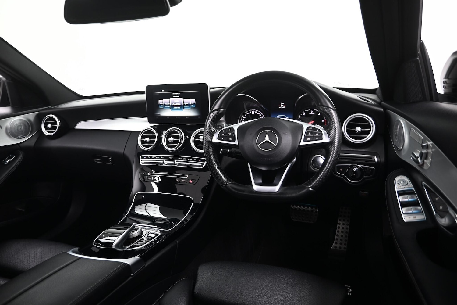 Used Mercedes-Benz C Class 2016 for sale - 76752999: Photo 13