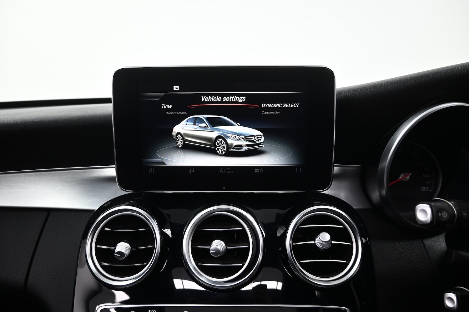 Used Mercedes-Benz C Class 2016 for sale - 76752999: Photo 25