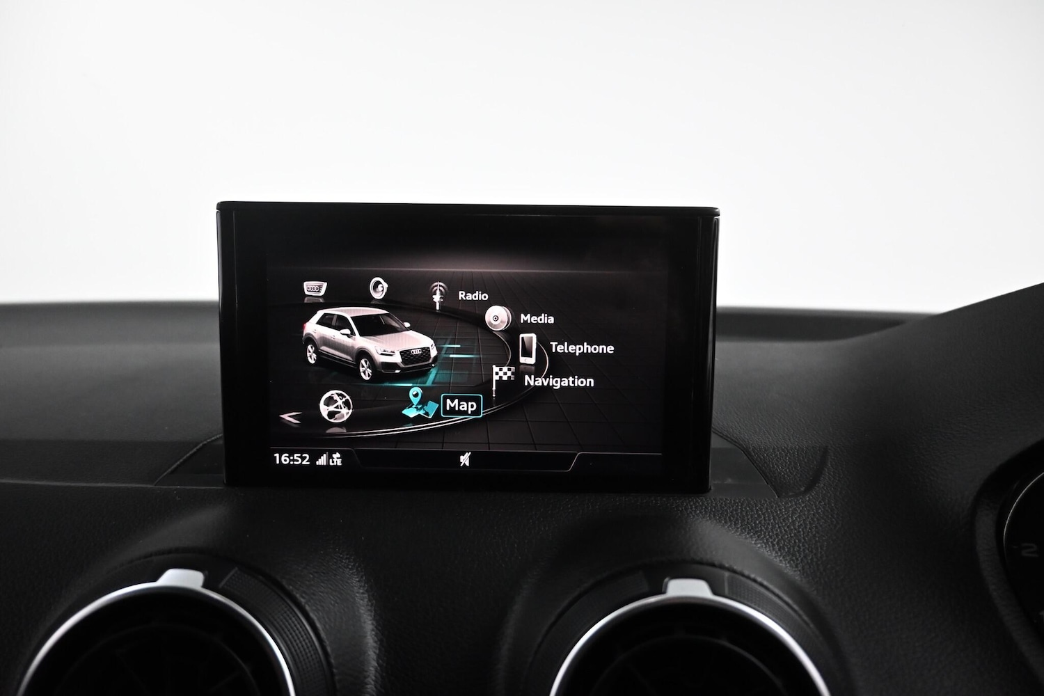 Used Audi Q2 for sale - 77824893: Photo 23