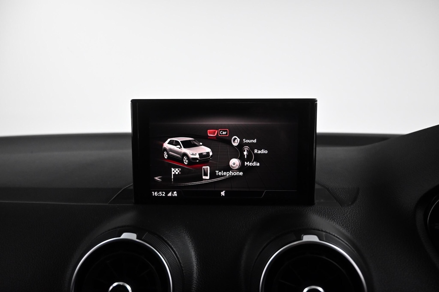 Used Audi Q2 for sale - 77824893: Photo 24