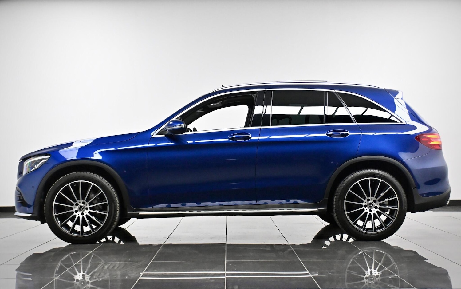 Used Mercedes-Benz GLC for sale - 77279427: Photo 5