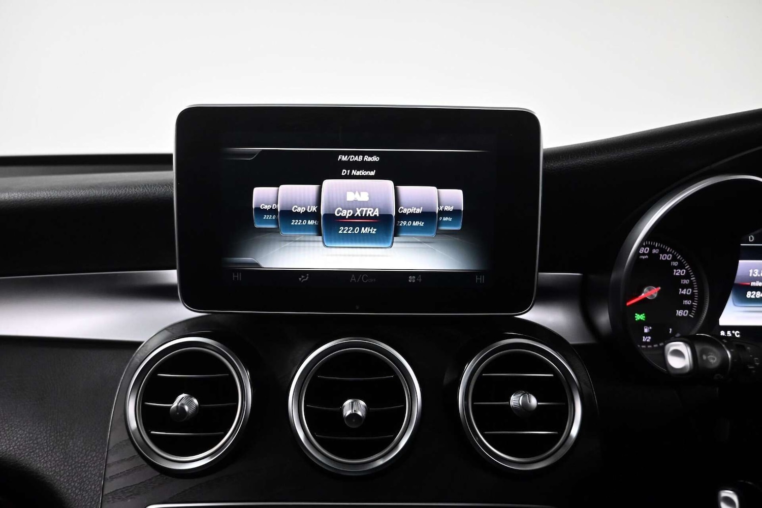 Used Mercedes-Benz GLC 2019 for sale - 77729059: Photo 26