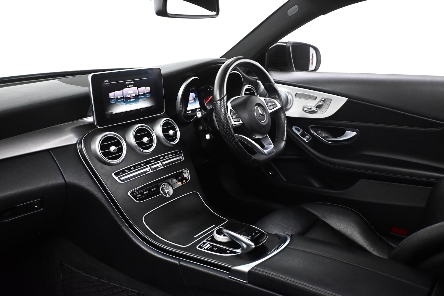 Used Mercedes-Benz C-Class 2017 for sale - 76166359: Photo 17